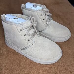 UGG Neumel II Kids Boots Size 4 Sand Suede Chukka EU 36